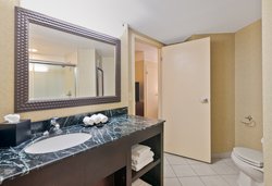 - Harmony Suites Meadowlands Secaucus - I-95, Exit 17