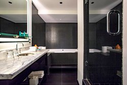  - W Hotel City Center Chicago