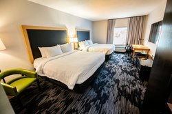  - Fairfield Inn & Suites by Marriott Racetrack Washington - I-79, Exit 41