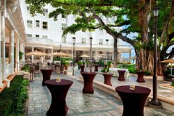  - Moana Surfrider Westin Resort Waikiki Honolulu
