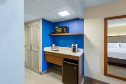  - Holiday Inn Express State College