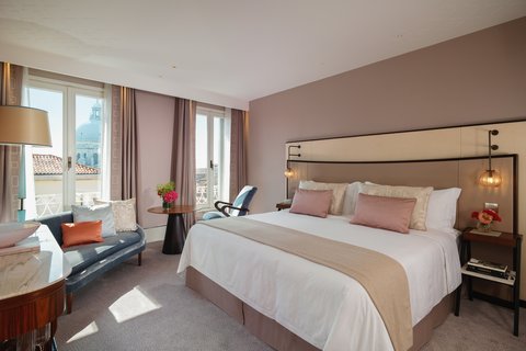 THE ST REGIS VENICE - Photo 22