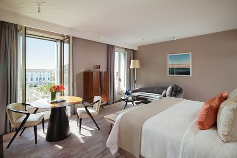 THE ST REGIS VENICE - Photo 25