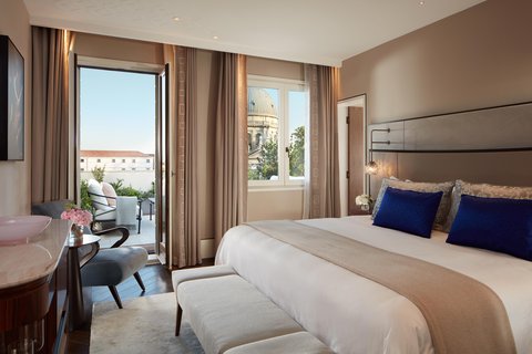 THE ST REGIS VENICE - Photo 33