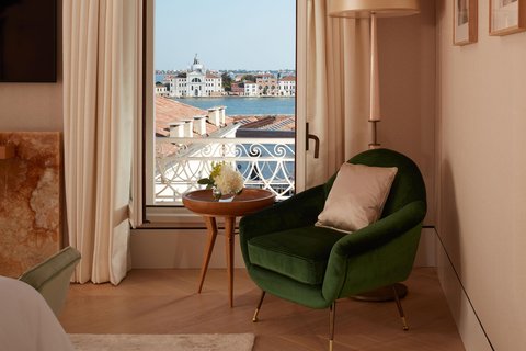 THE ST REGIS VENICE - Photo 74