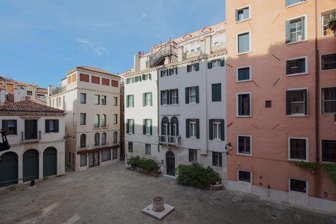 THE ST REGIS VENICE - Photo 113