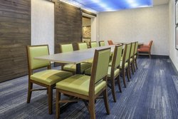  - Holiday Inn Express & Suites West Macon - I-475, Exit 3