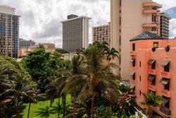  - Royal Hawaiian Hotel by Sheraton Waikiki Honolulu