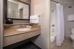  - Courtyard by Marriott Hotel Fairfax - I-66, Exit 57