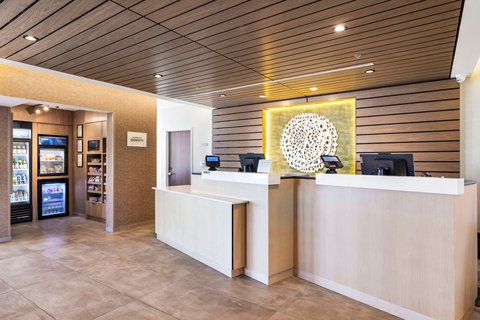 Front Desk & Sundries Shop