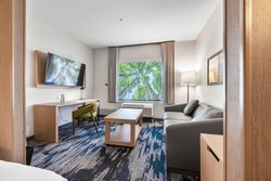  - Fairfield Inn & Suites by Marriott South San Francisco