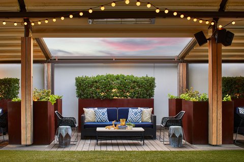 RENAISSANCE DALLAS HOTEL - Photo 73