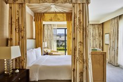  - Rosewood Sand Hill Hotel Menlo Park - I-280, Exit 24