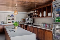  - Delta Hotel by Marriott Lehigh Valley Breinigsville - I-78, Exit 49