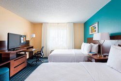  - Fairfield Inn & Suites by Marriott Park Central Dallas
