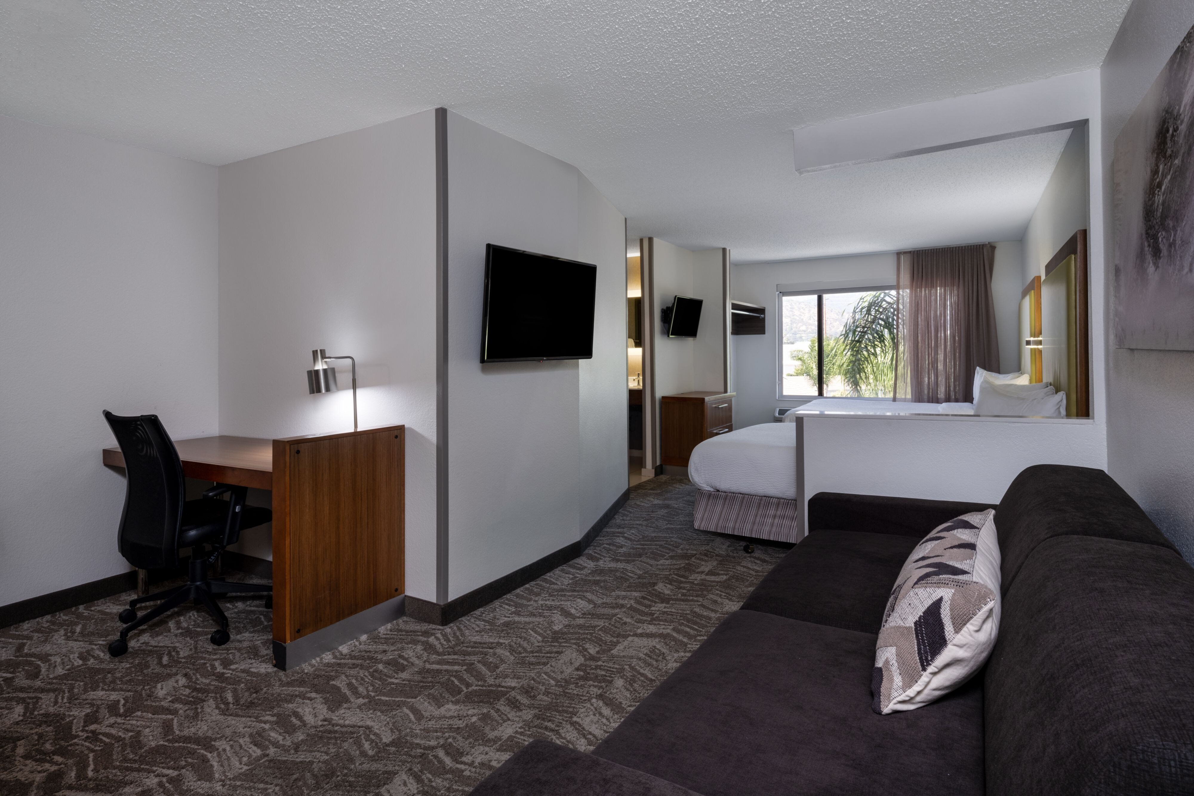 SpringHill Suites by Marriott Pasadena Arcadia-guestroom-Queen/Queen Suite.jpg