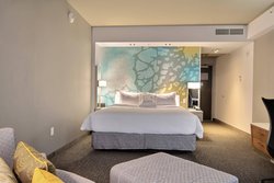  - Courtyard by Marriott Hotel Quebec City