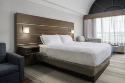  - Holiday Inn Express & Suites West Macon - I-475, Exit 3