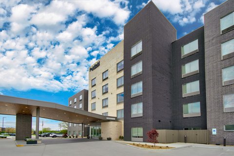 Welcome to the Fairfield Inn & Suites by Marriott