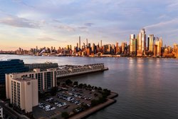  - Sheraton Lincoln Harbor Hotel Weehawken