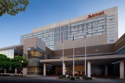  - Marriott Hotel Downtown Louisville - I-65, Exit 136C