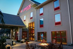  - Wildwood Lodge West Des Moines Clive - I-35 & I-80, Exit 124