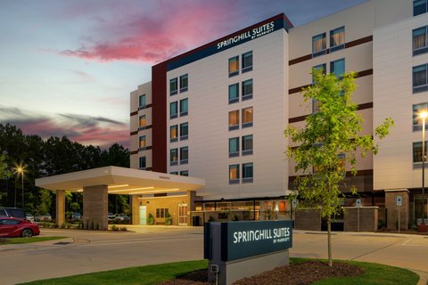 Welcome to the Springhill Suites Apex!