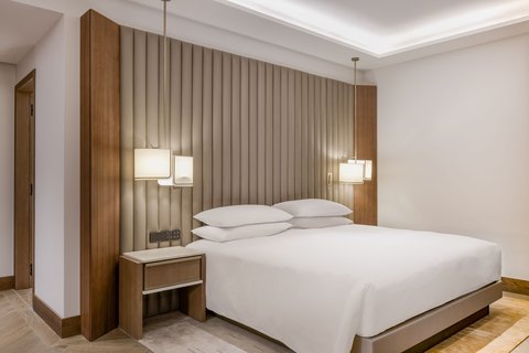 JW MARRIOTT HOTEL MADRID - Photo 64