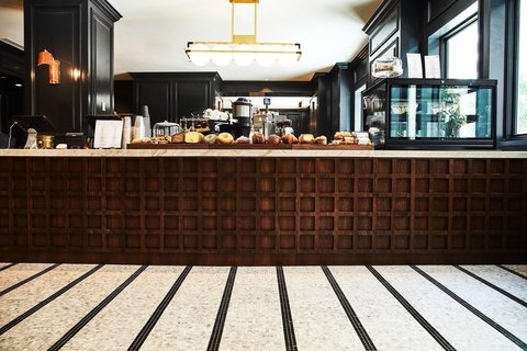 THE ADOLPHUS - Photo 45