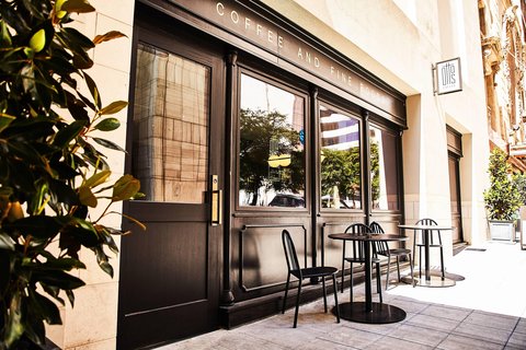 THE ADOLPHUS - Photo 49