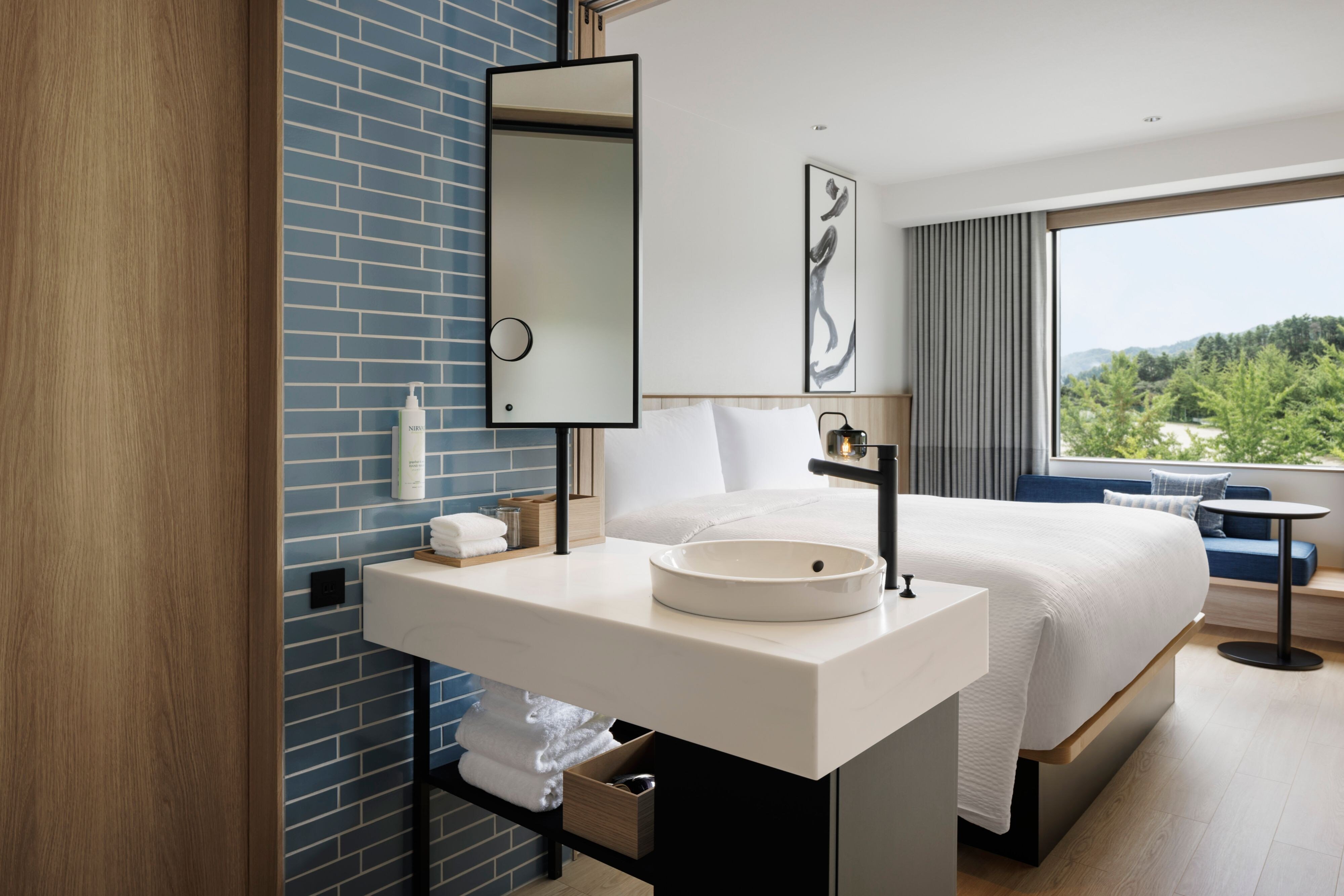 Fairfield by Marriott Hyogo Kannabe Highland-guestroom-Guest Bathroom.jpg