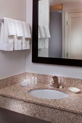  - Courtyard by Marriott Metairie - I-10, Exit 228