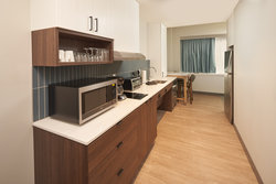  - Staybridge Suites Downtown Wilmington - I-95, Exit 7