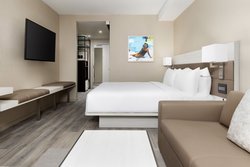  - AC Hotel by Marriott Downtown St Petersburg