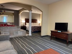  - Red Roof Inn & Suites DFW Airport Irving