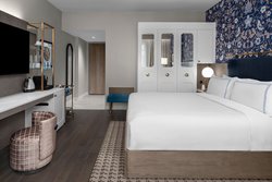  - Dorian Hotel Downtown Calgary