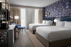  - Dorian Hotel Downtown Calgary