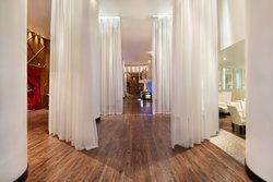  - Saint Hotel New Orleans