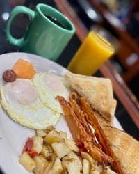  - Holiday Inn Weirton