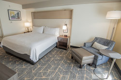  - Holiday Inn & Suites Airport Oakland