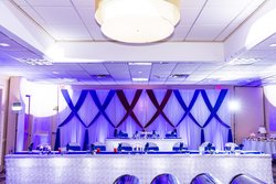  - Holiday Inn Weirton