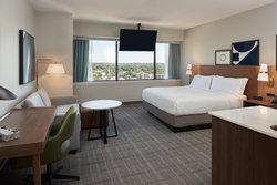  - Staybridge Suites Downtown Wilmington - I-95, Exit 7