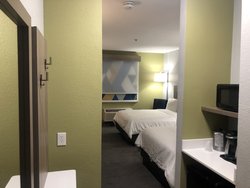  - Holiday Inn Express & Suites Woodward