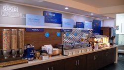  - Holiday Inn Express Hickory - I-40, Exit 126