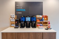  - Holiday Inn Express Bensalem - I-95, Exit 35