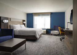  - Holiday Inn Express & Suites Peru - I-80, Exit 75