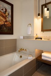  - Rusty Parrot Lodge & Spa Jackson