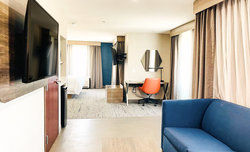  - Holiday Inn Express Frazier Park Lebec - I-5, Exit 205