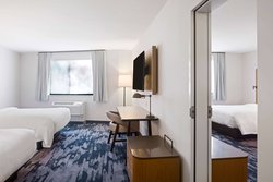  - Fairfield Inn & Suites by Marriott Pacific Beach San Diego - I-5, Exits 23 & 23A