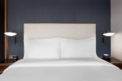  - Courtyard by Marriott Hotel Downtown Calgary